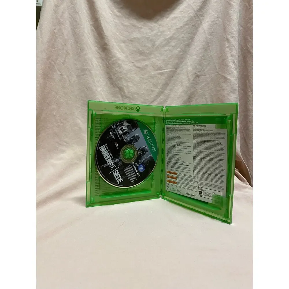 Tom Clancy's Rainbow Six Siege - (Microsoft Xbox One, 2015)